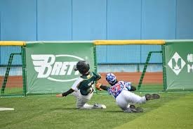 本托-热那亚俱乐部，这位门将倾向于加盟意大利俱乐部而非西汉姆联。租借操作附带约500万欧元的买断权。 来源：转会专家迪马济奥